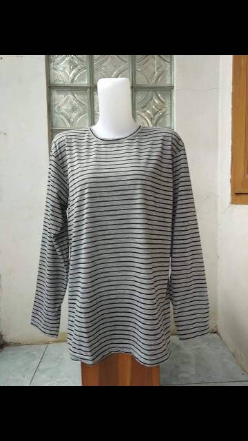 KAOS GAP LENGAN PANJANG 4