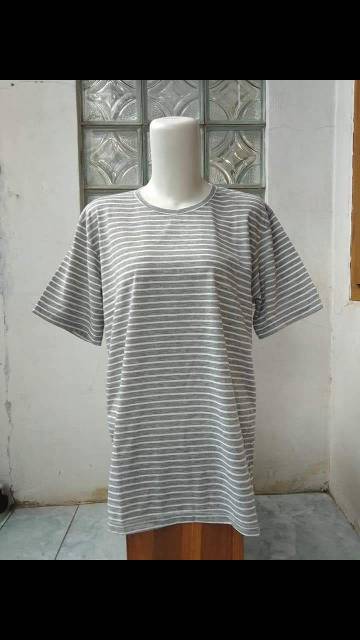 KAOS GAP LENGAN PENDEK 2