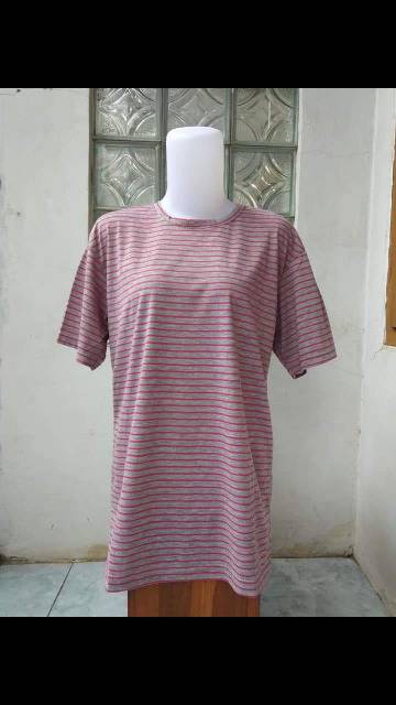 KAOS GAP LENGAN PENDEK 5