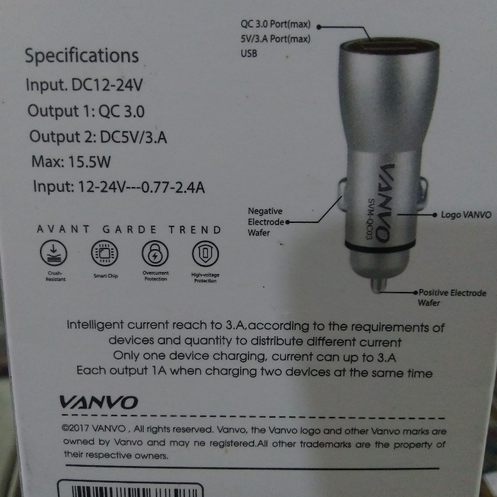 CAR Charger SVM-QC03 2