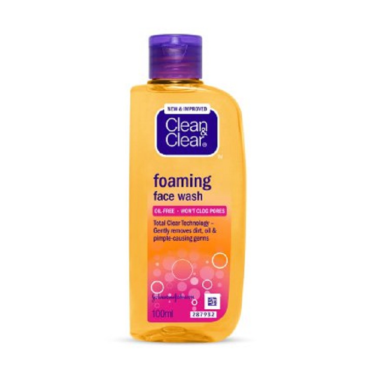 Clean & Clear foaming face wash 2