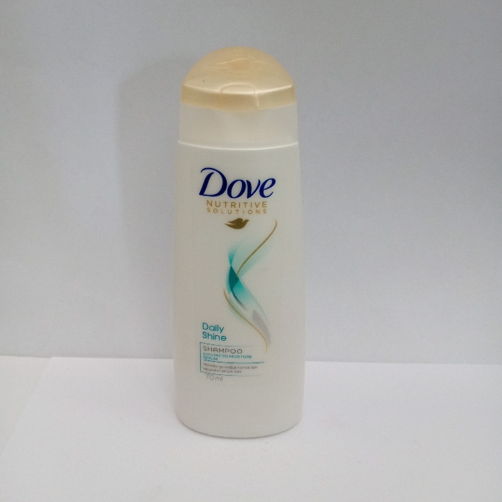 DOVE DAILY SHINE 70ML 2