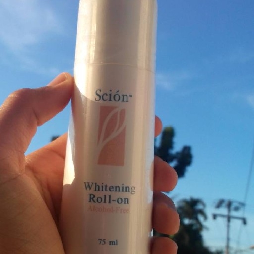 Deodorant Whitening Roll On 2