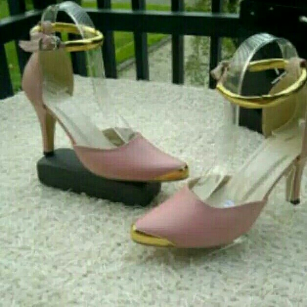 High Heels El 2