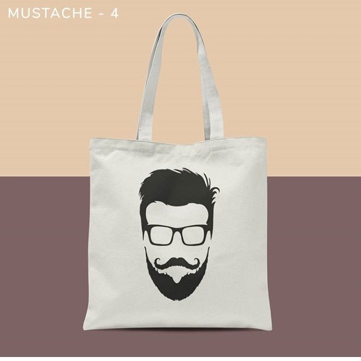 MUSTACHE TOTEBAG 3