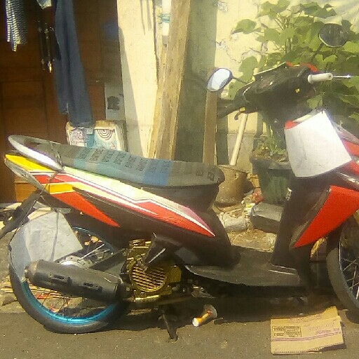 Motor VARIO 110 Tahun 2010 3