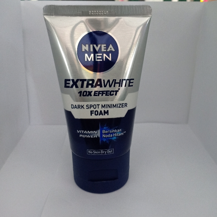 NIVEA MEN DARK SPOT MINIMIZER FOAM 100GR 2