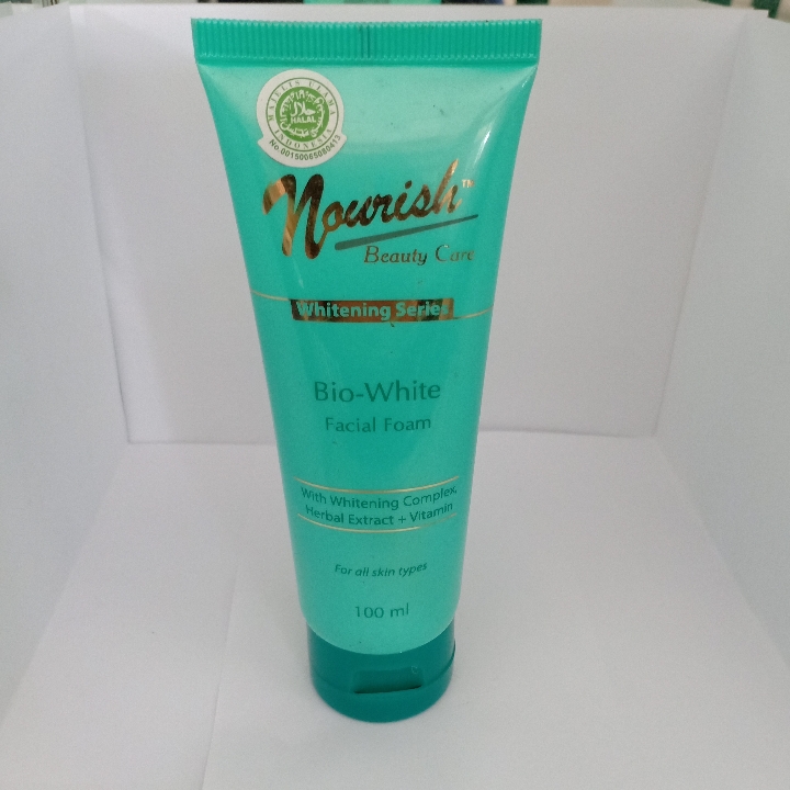 NOURISH BIO-WHITE FACIAL FOAM 100ML 2