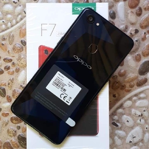 OPPO F7 3