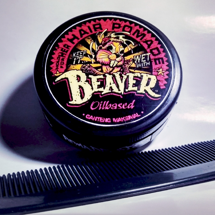 POMADE OILBASED 65gr  2