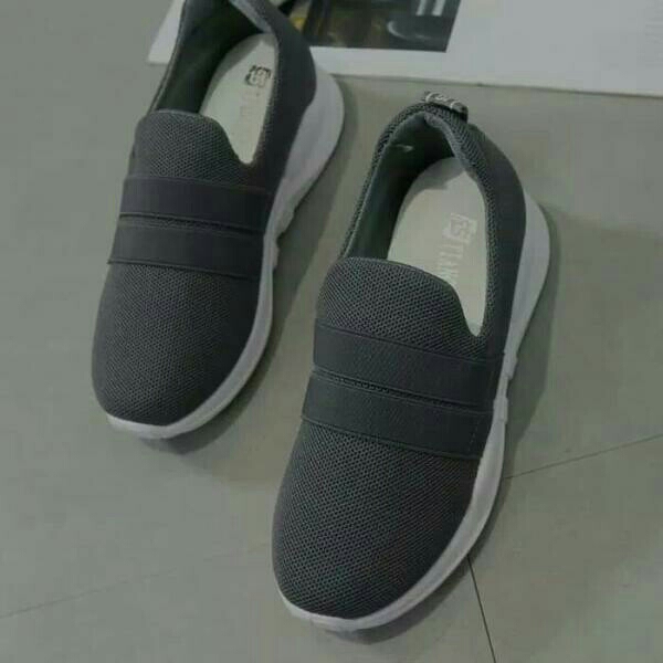 SLIPON KARET DUMA-40 3