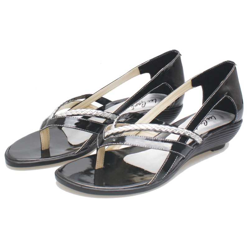 Sandal Flat Wanita BDO 943 Basama Soga