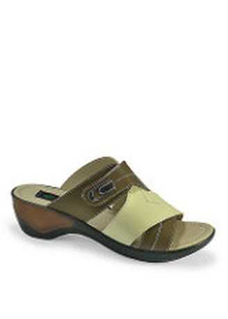 Sandal Kelom Wanita BCC 917 CBR SIX 2