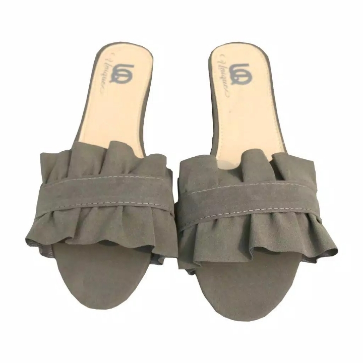 Sendal Ruffle Slide  2