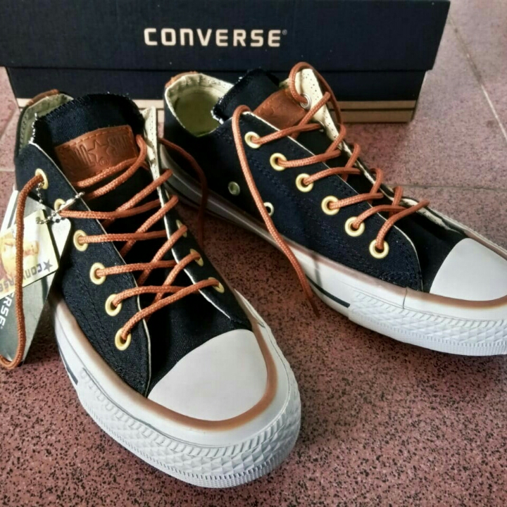 Sepatu Converse 2