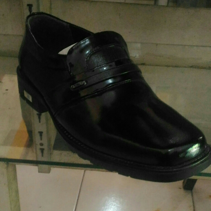 Sepatu Kantor Cardola 2