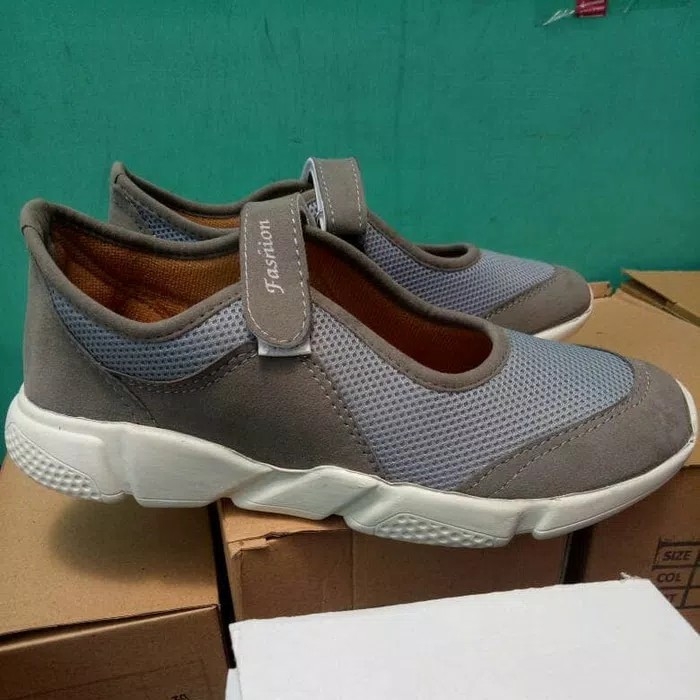 Sepatu Kets Fashion Grey 2