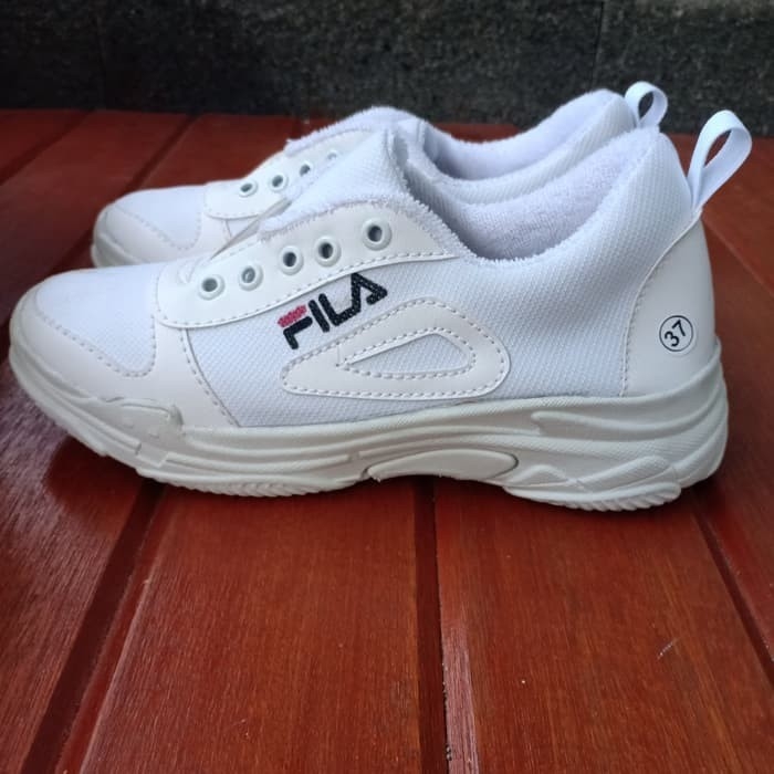 Sepatu Kets Fila BD10 Putih 2