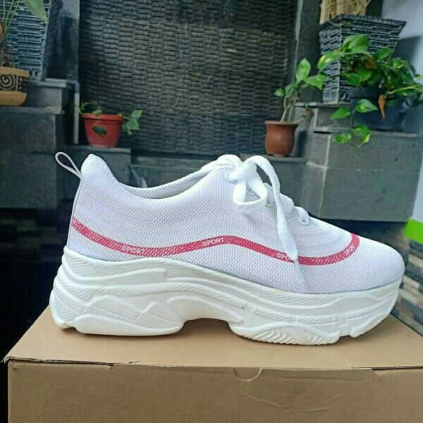 Sepatu Kets Sporty B01 Putih 2