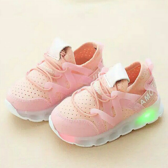 Sepatu LED 2