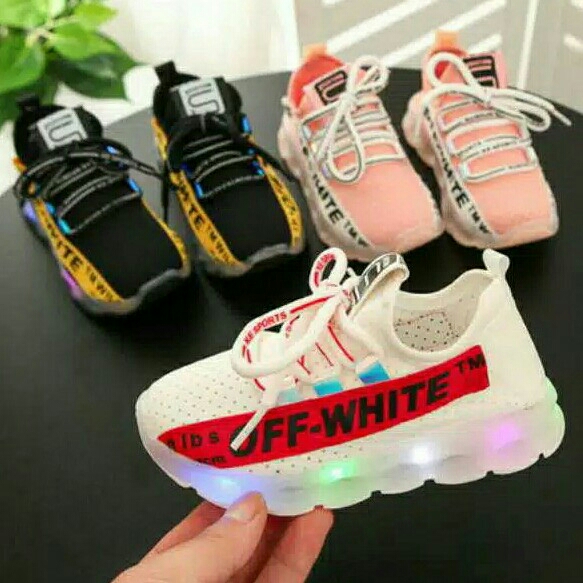 Sepatu LED 5