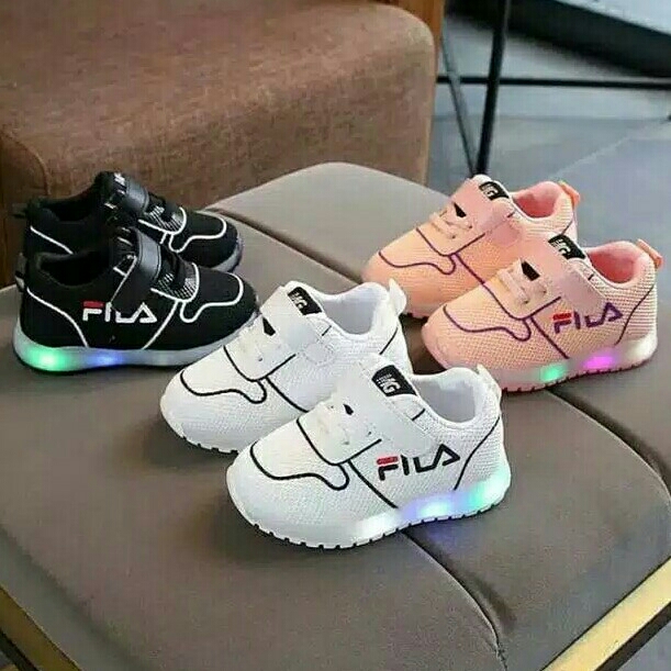 Sepatu LED FILA 3