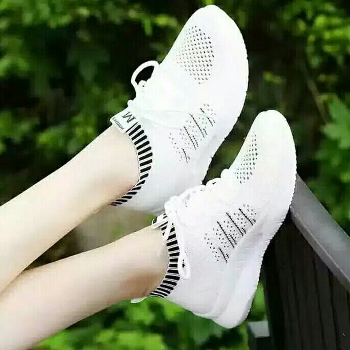 Sepatu Nania 2