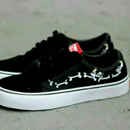 Sepatu Vans Authentic 3