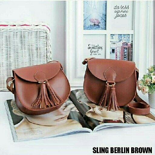 Sling Bag Berlin 3