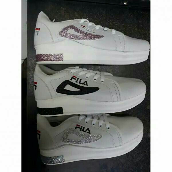 Sneakers Fila DM19 Hitam 2