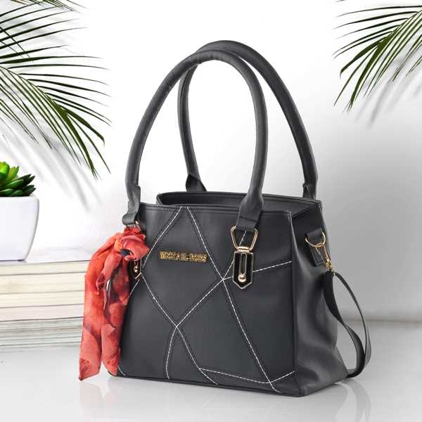 Tas Jinjing Wanita Aurel Black LP 139