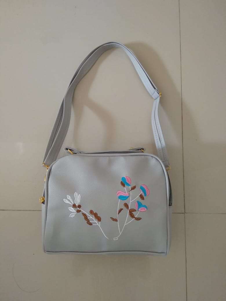 Tas Wanita Prilli Grey LP 61 5