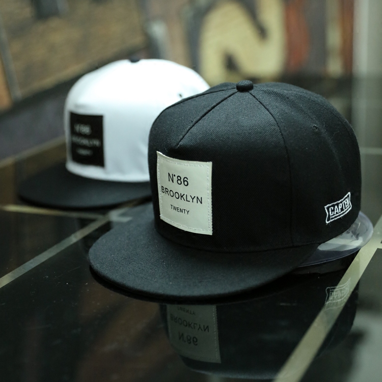 Topi Snapback N86 Brooklyn Twenty