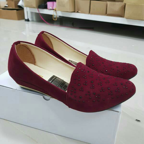 Wedges JS09 Maroon 2