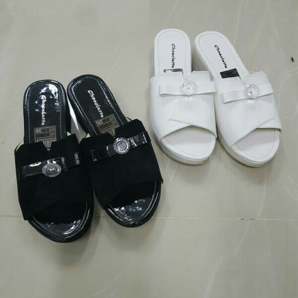 Wedges NN15 Putih 2