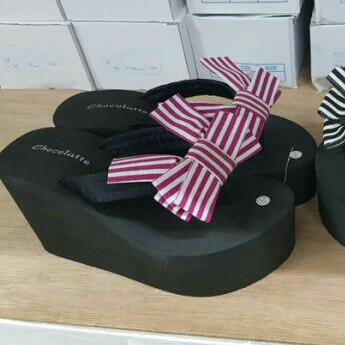 Wedges Spon Pita Salur DN26 Merah 2