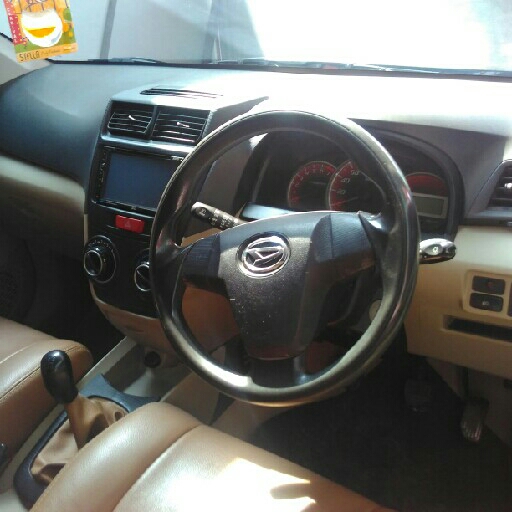 XENIA R DLX 2012 MT 2