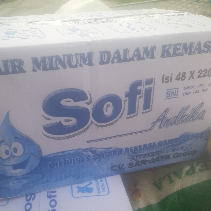   Air Gelas Dari Sulawesi Selatan