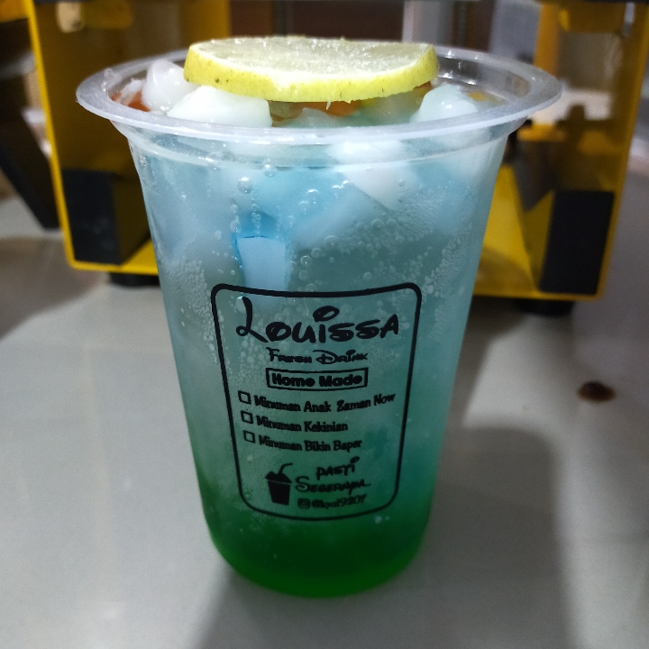 Fresh Drinks Blue Ocean  Small Cup