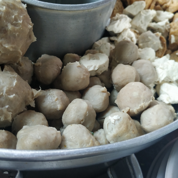 Bakso kecil - pentol kecil saja