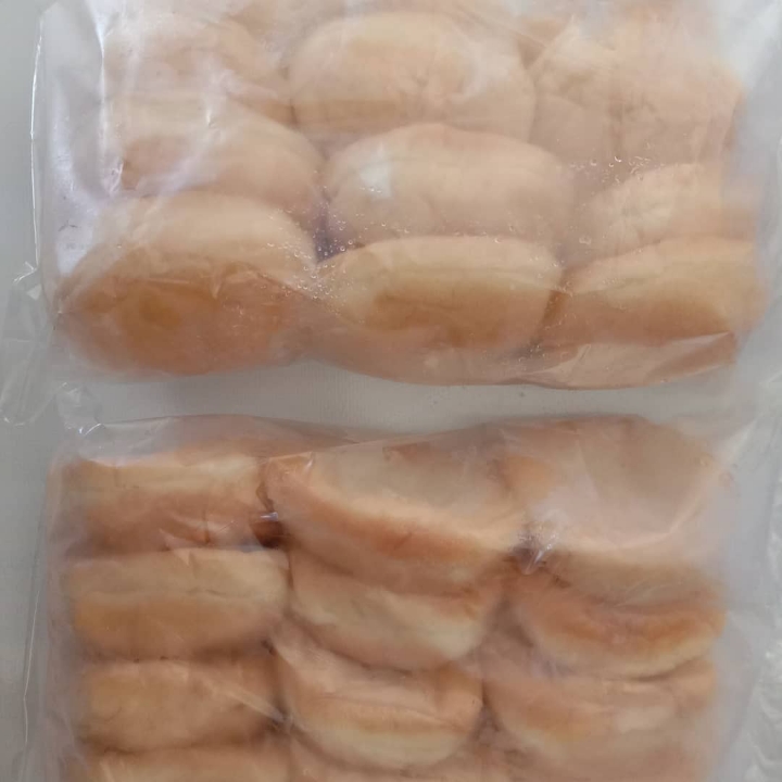 12 Donut Frozen Medium