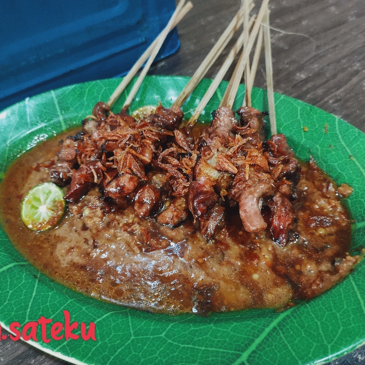 1porsi Sate Ayam Bumbu Kacang