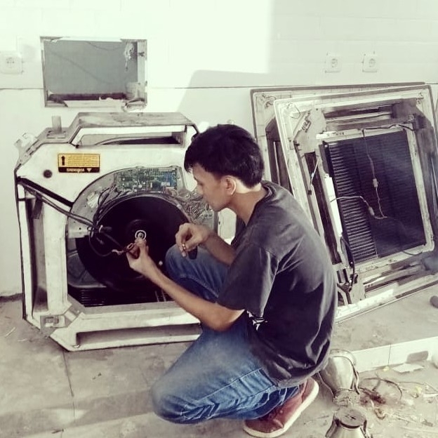 SERVICE AC JAKARTA TIMUR 3