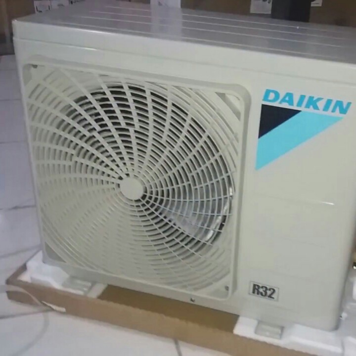 AC DAIKIN MALAYSIA 05PK 2