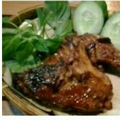 AYAM BAKAR PATONDOK