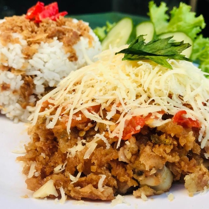 AYAM GEBUG KEJU