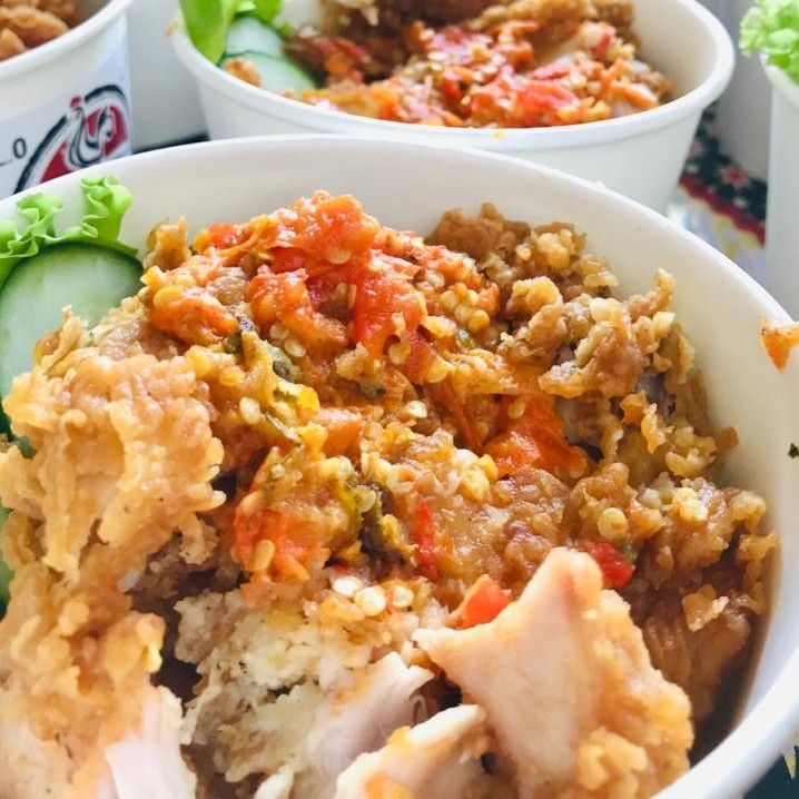 AYAM GEBUG SAMBEL COBEK