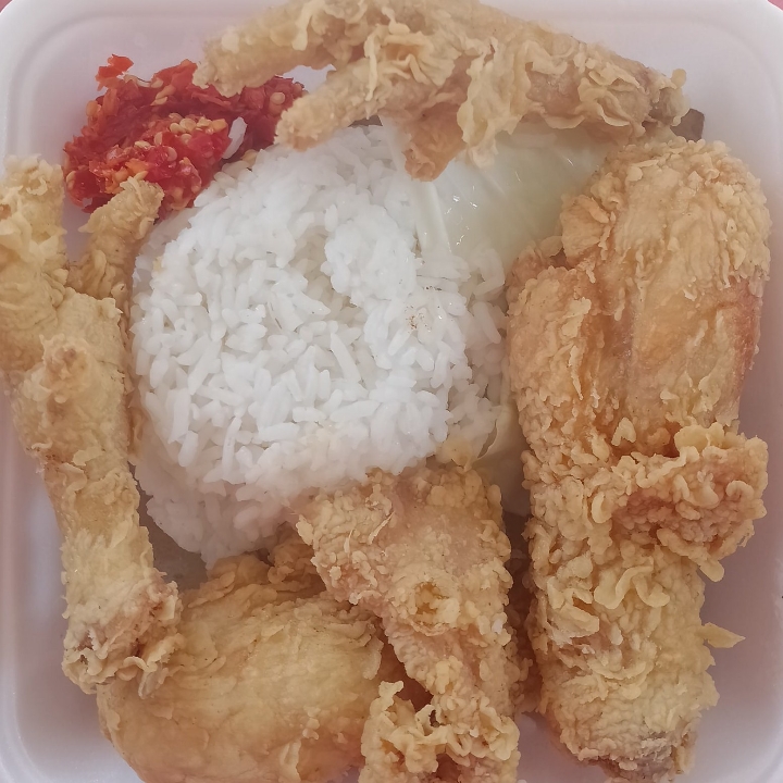 AYAM GEPREK NASI DAN TEH ES  3