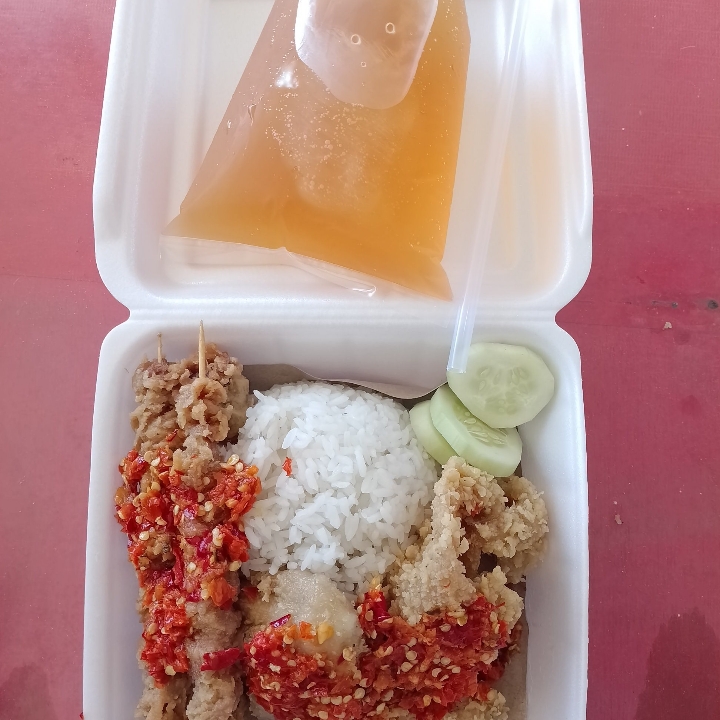 AYAM GEPREK NASI DAN TEH ES  5