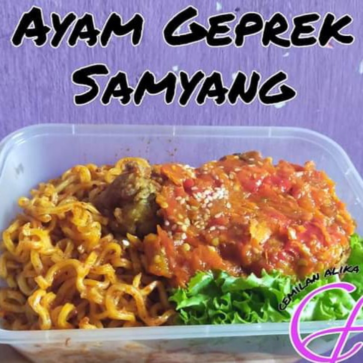 AYAM GEPREK SAMYANG